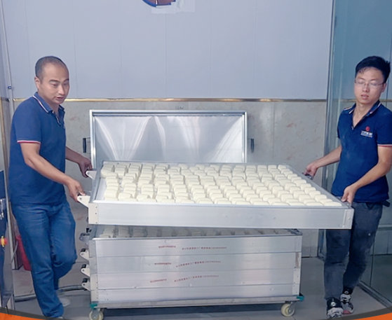 If steamed buns want to realize assembly line operation, what kind of steamed buns machine should I choose?